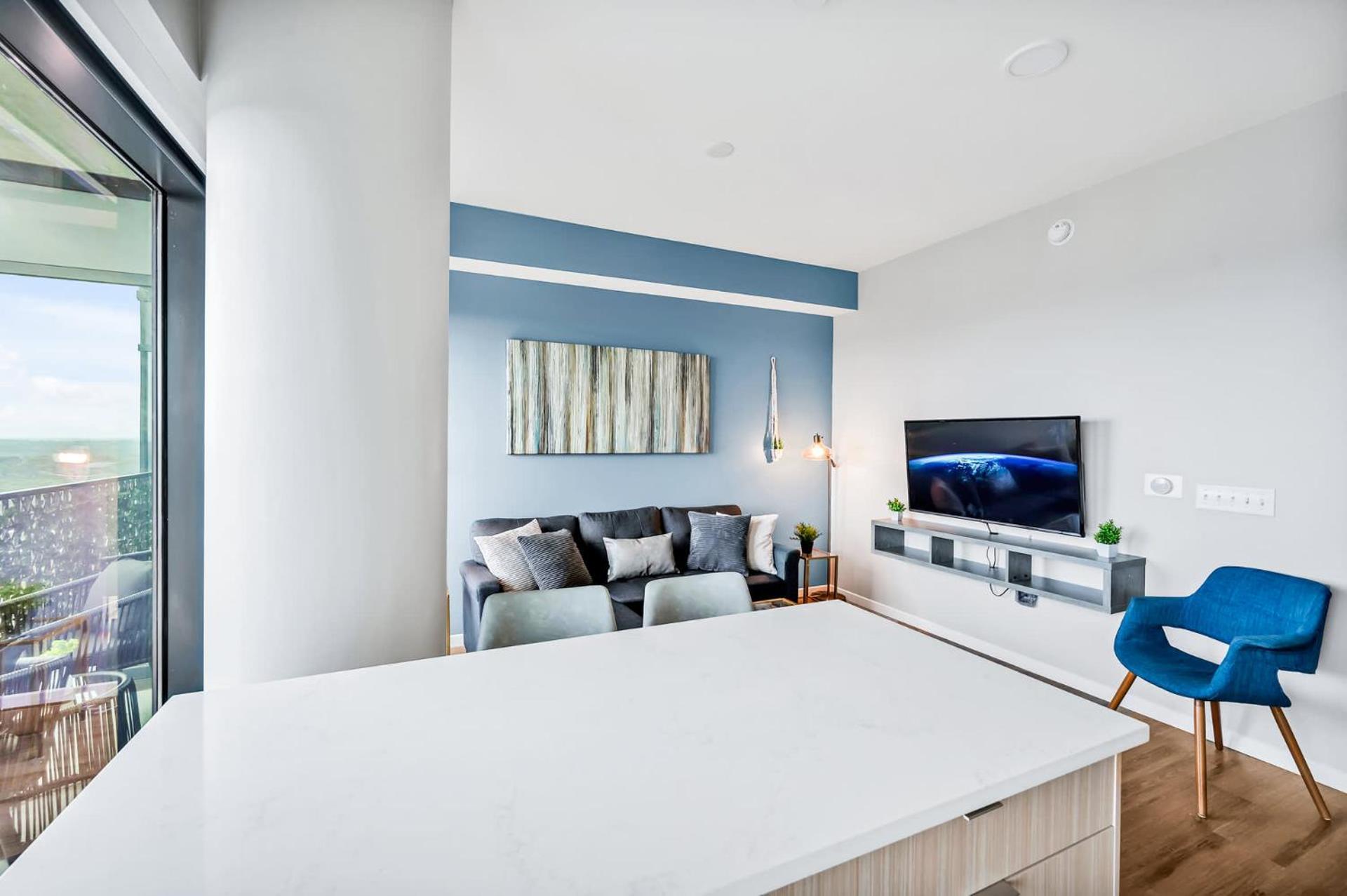 High-Rise Apt Raleigh Free Parking & Sunset View 1 Exterior foto